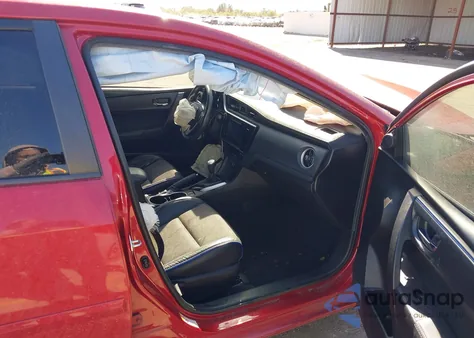 2017 Toyota Corolla Se z USA, uszkodzony, nr VIN 5YFBURHEXHP592879